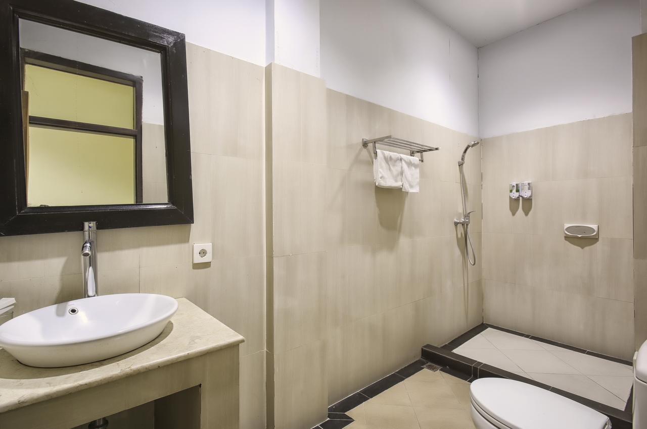 Prima Inn Кута Экстерьер фото