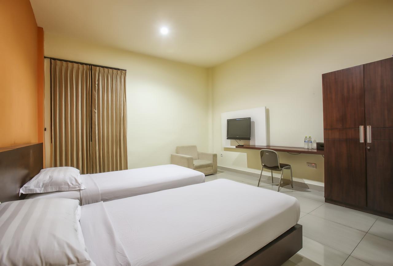 Prima Inn Кута Экстерьер фото